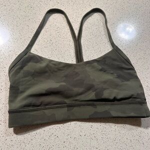 lululemon flow y Camo Sports Bra